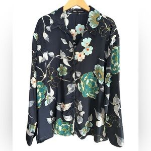 Zara Women's Navy Floral Button Down Shirt